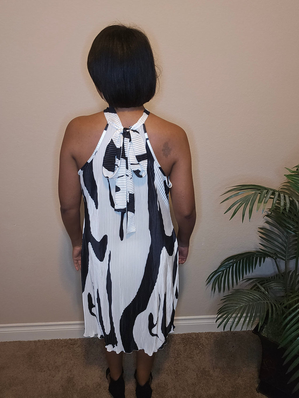 JUST YOU AND ME HALTER DRESS| BLK&WHITE
