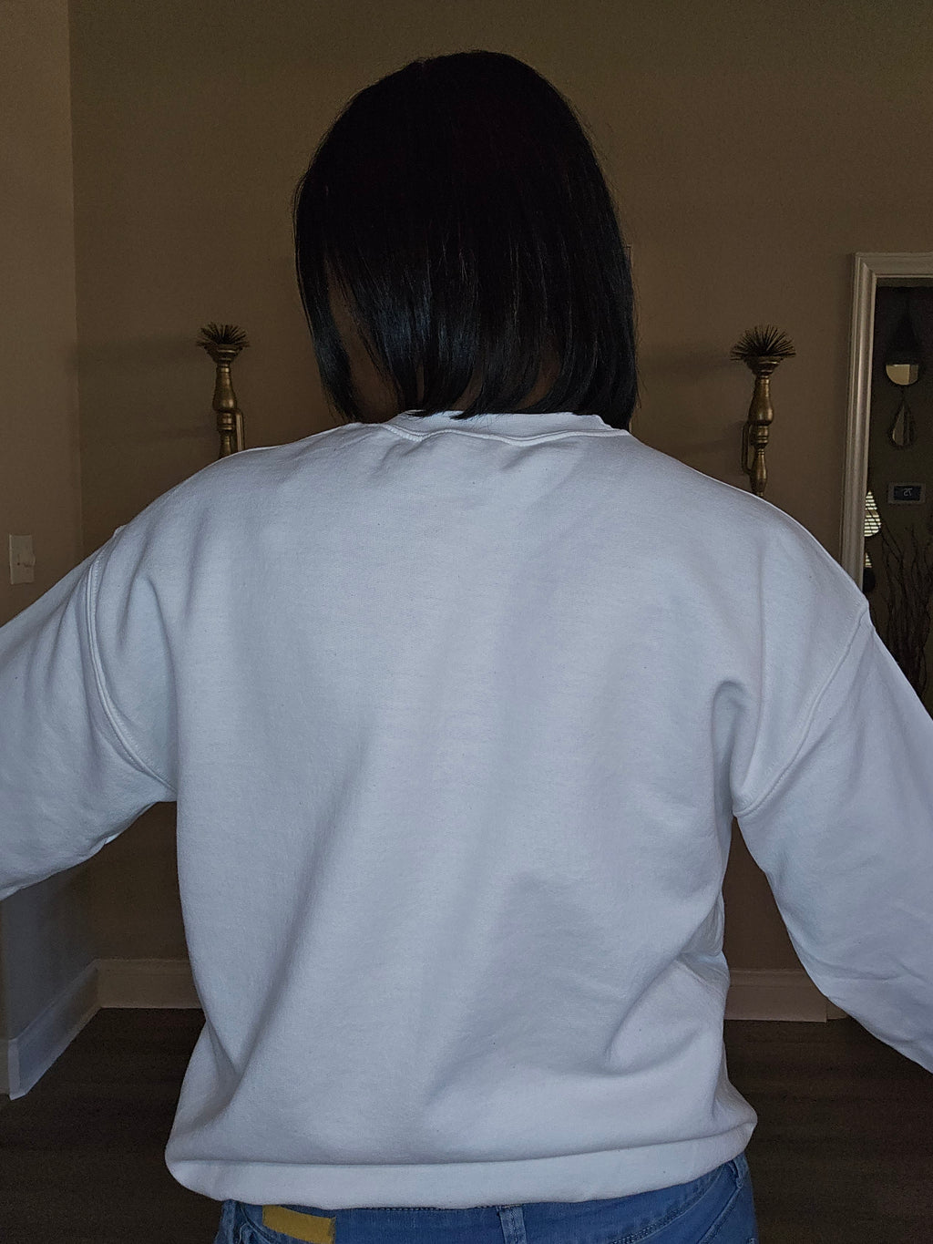 She is sweatshirt(unisex)| white